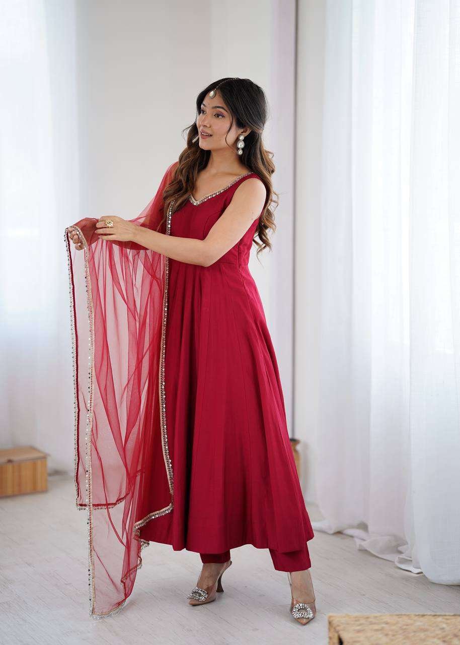 Womens Pure Romansilk Chanderi Anarkali Kurti with Pant & Dupatta Set - Image 5